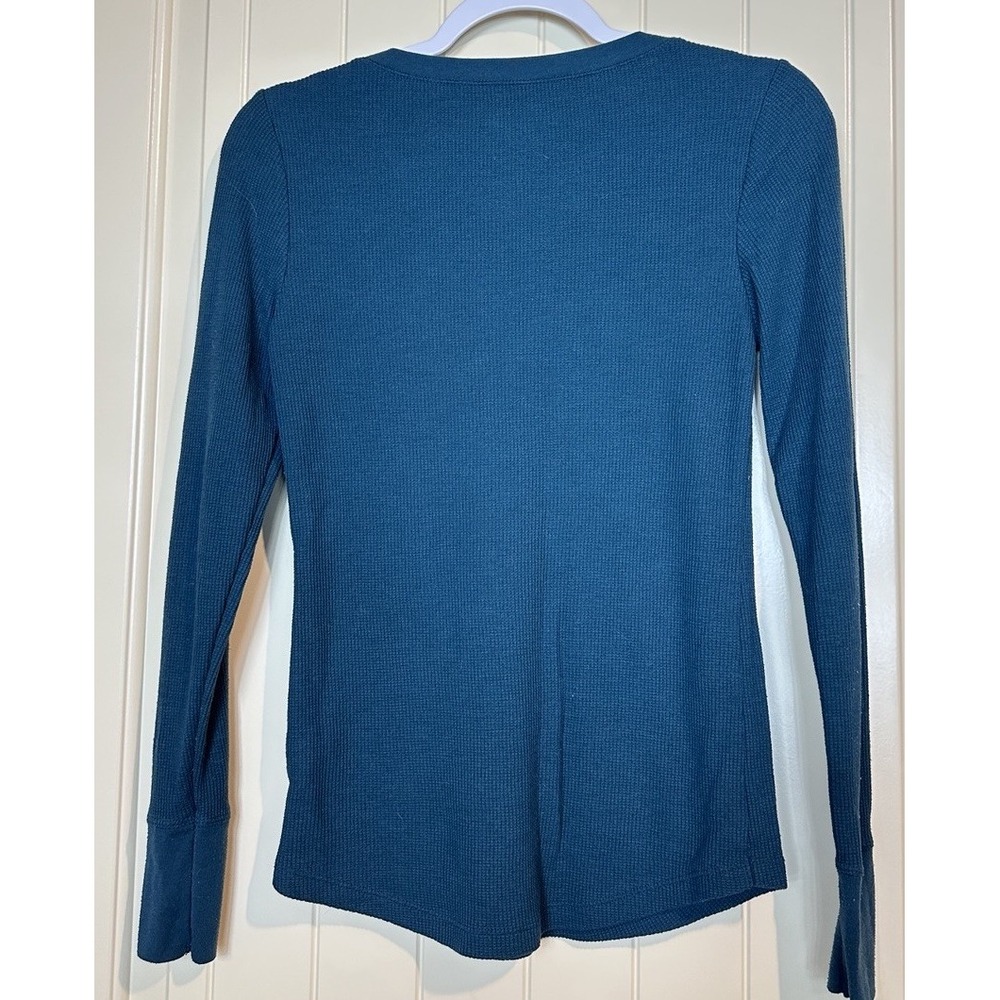 Time and Tru Waffle Knit v-neck long sleeve Henley women's Sz S 90's Y2K grunge - Picture 5 of 5